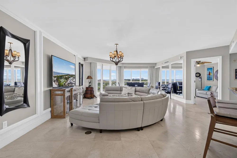 2700 Ocean Drive #905B Riviera Beach, FL 33404