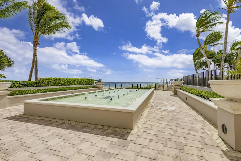 2700 Ocean Drive #905B Riviera Beach, FL 33404