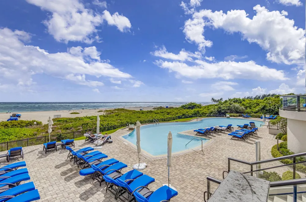 2700 Ocean Drive #905B Riviera Beach, FL 33404