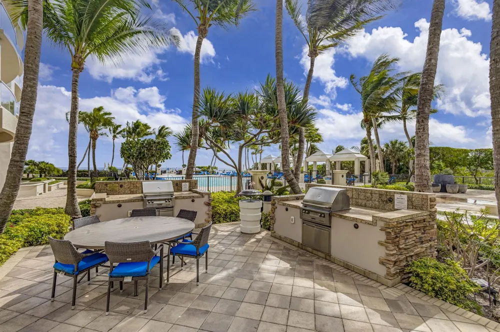 2700 Ocean Drive #905B Riviera Beach, FL 33404