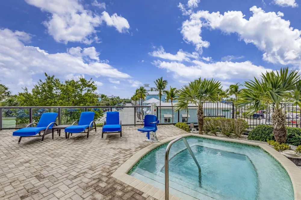 2700 Ocean Drive #905B Riviera Beach, FL 33404