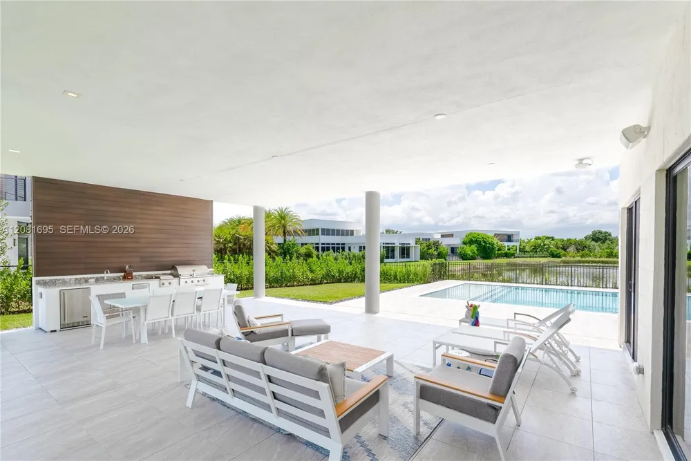 16766 Natures Way Weston, FL 33326