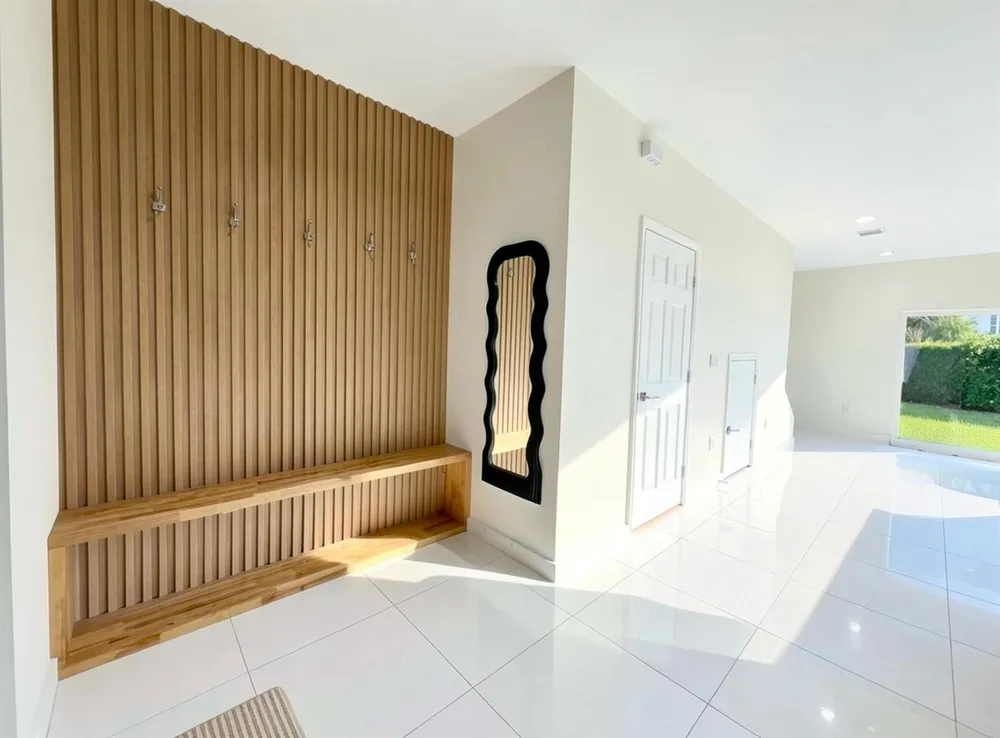 1030 Crystal Way #104 Delray Beach, FL 33444
