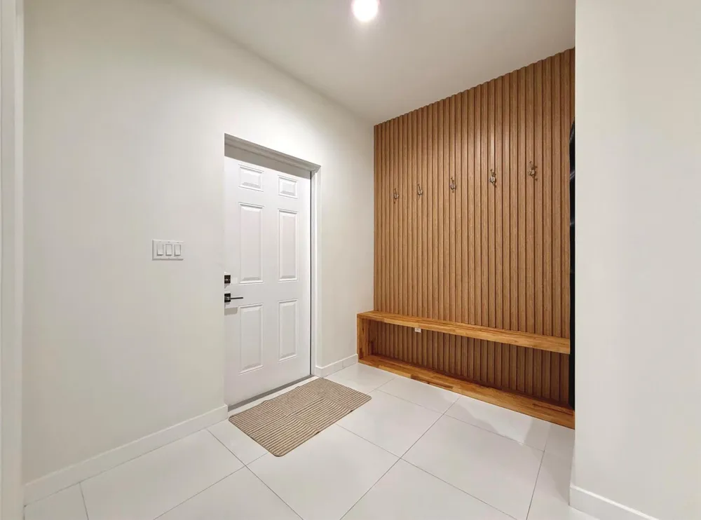 1030 Crystal Way #104 Delray Beach, FL 33444