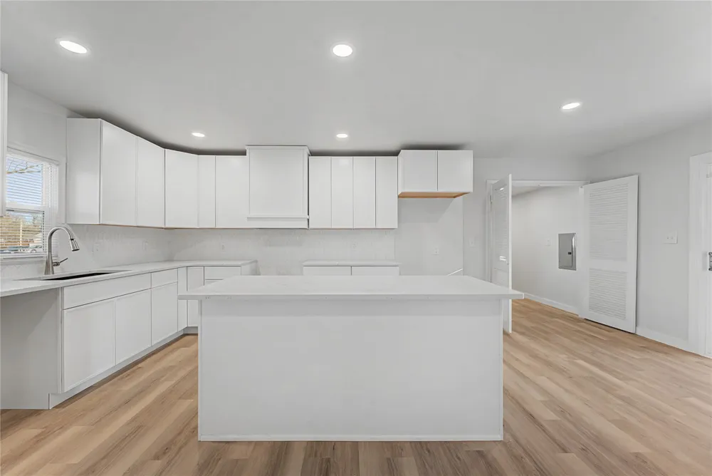 4907 S Boston Place Tulsa, OK 74105
