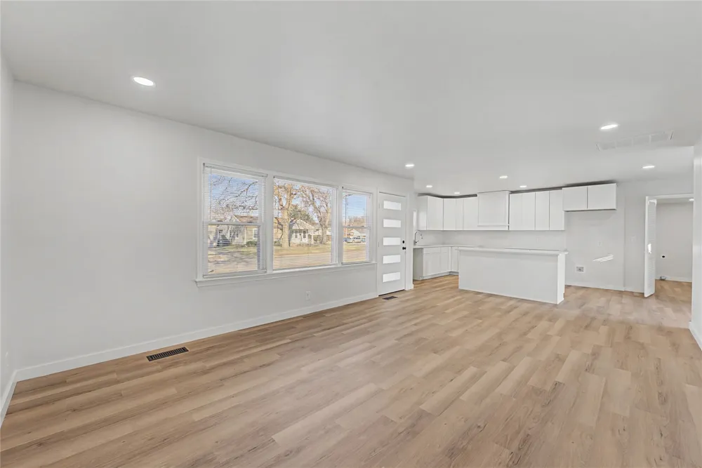 4907 S Boston Place Tulsa, OK 74105