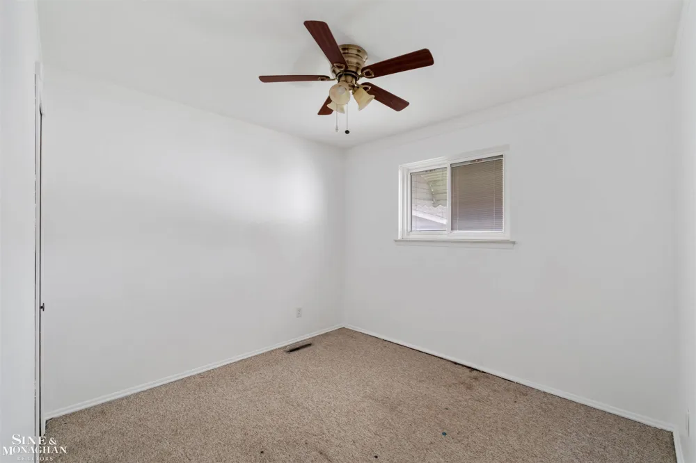 19655 Opal Street Clinton Charter Township, MI 48035
