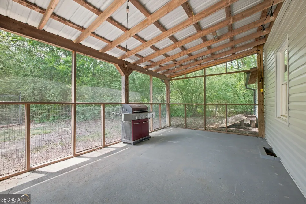 691 Clarkwood RD Rockmart, GA 30153
