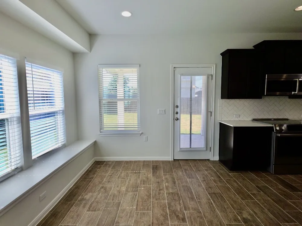 9900 Dalliance Lane Manor, TX 78653