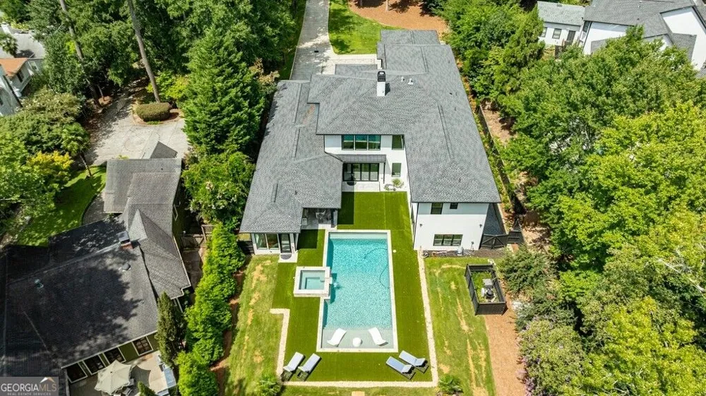 2873 Osborne RD Brookhaven, GA 30319