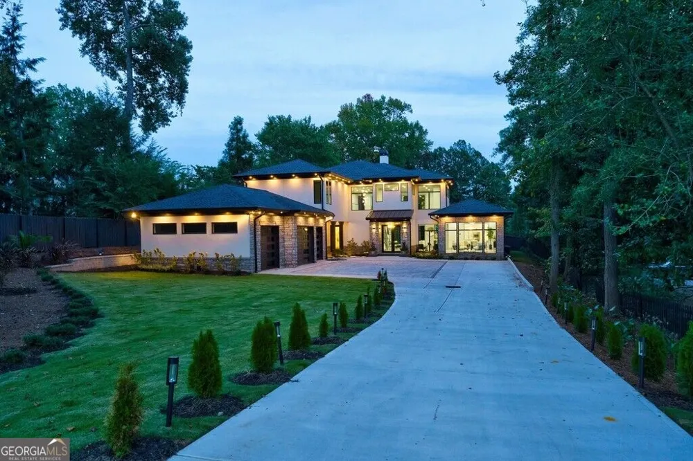 2873 Osborne RD Brookhaven, GA 30319