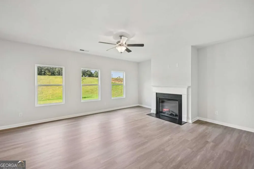 11817 Neely LN Covington, GA 30014