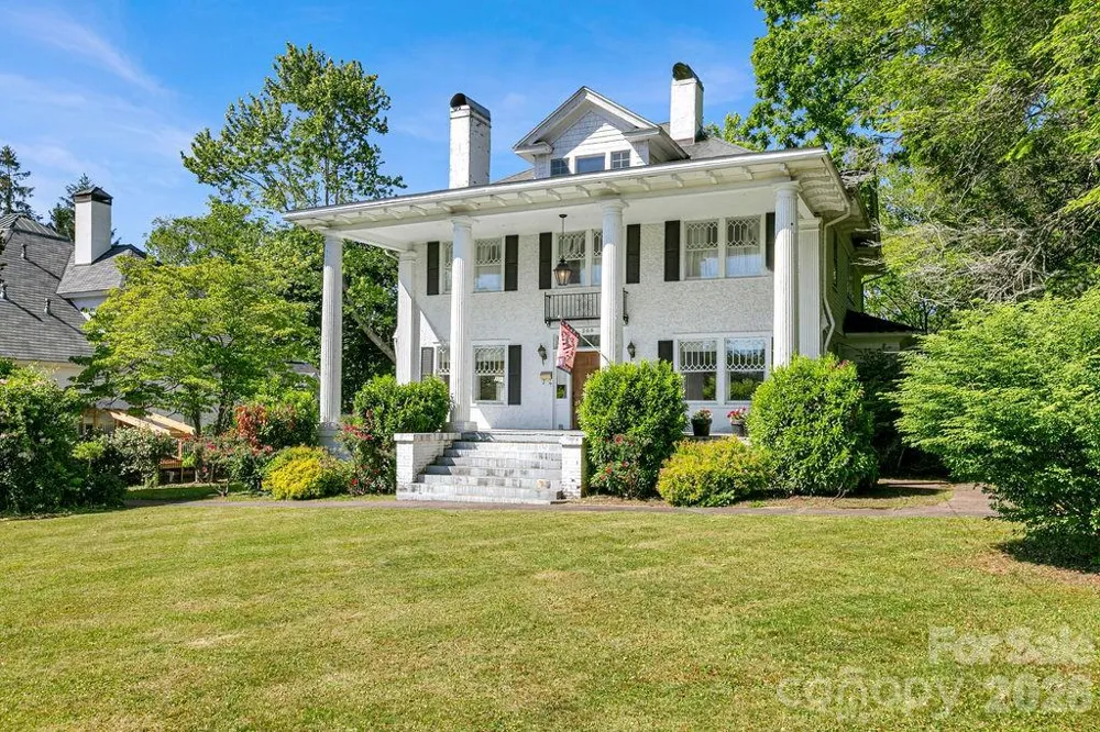208 Probart Street Brevard, NC 28712