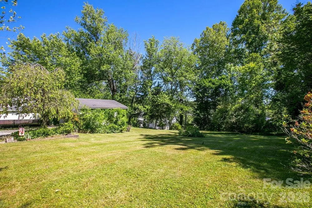208 Probart Street Brevard, NC 28712