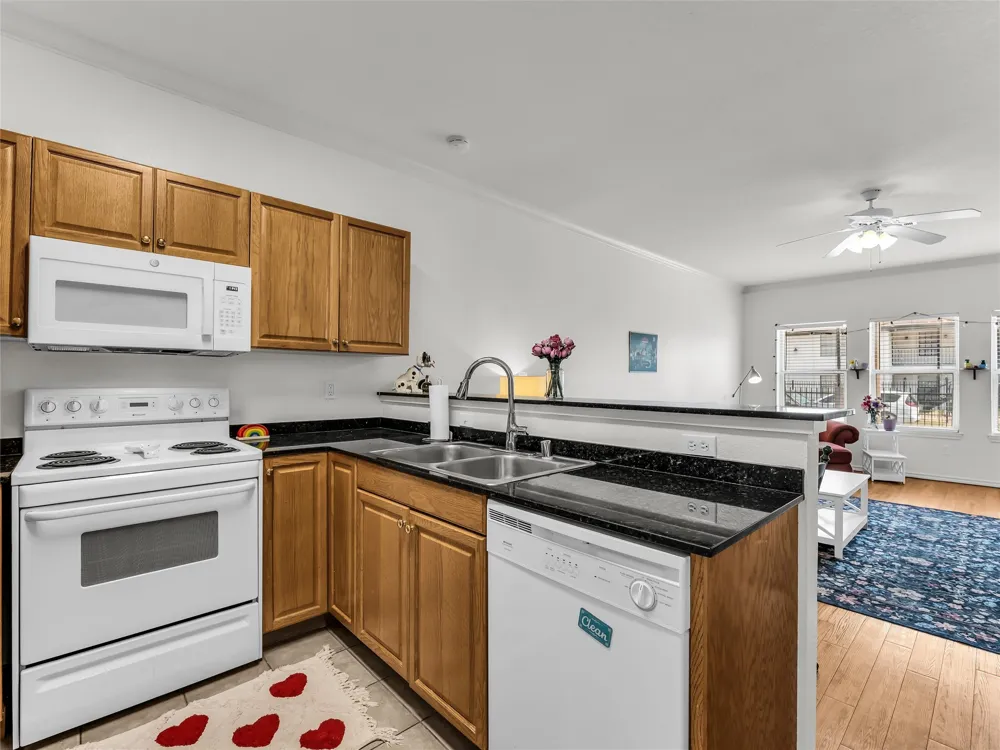 1401 Bagby Avenue #2 Waco, TX 76706