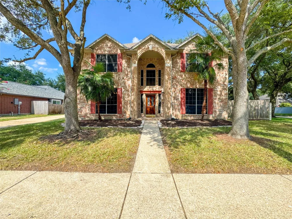 1250 Hunter Wood Drive League City, TX 77573
