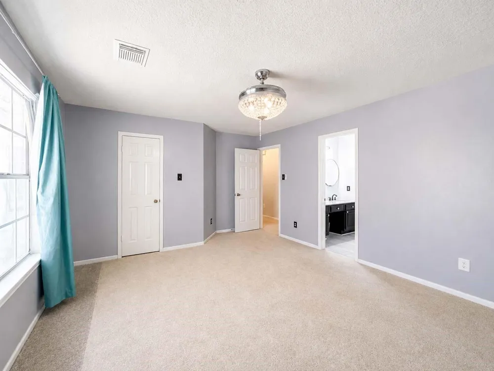 1250 Hunter Wood Drive League City, TX 77573