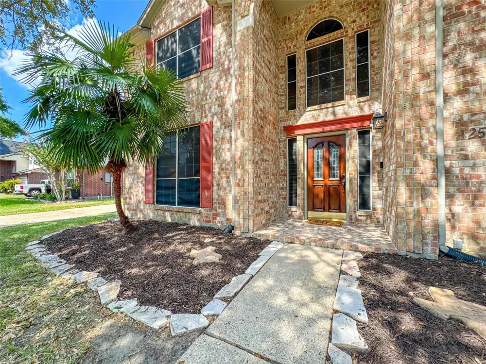 1250 Hunter Wood Drive League City, TX 77573