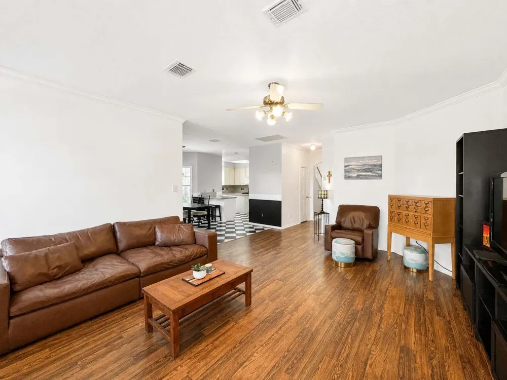 1250 Hunter Wood Drive League City, TX 77573