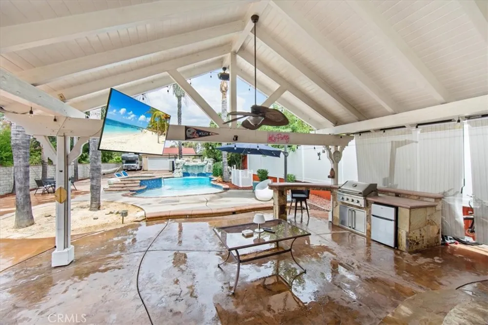 23549 Cherry Newhall, CA 91321