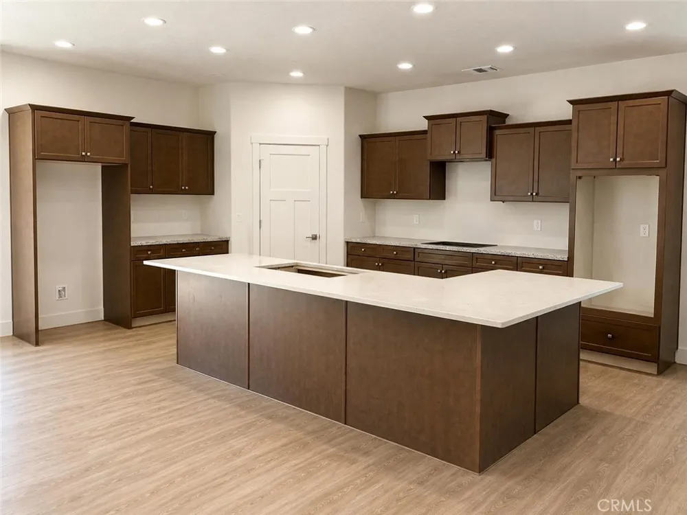 3820 Via Capitola Madera, CA 93637