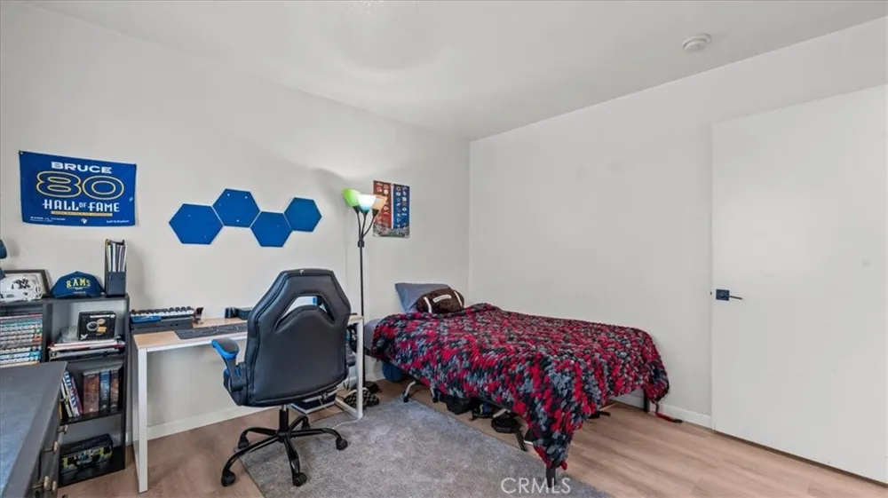 3287 El Nido Perris, CA 92571