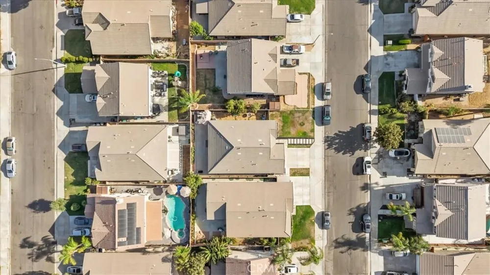 3287 El Nido Perris, CA 92571
