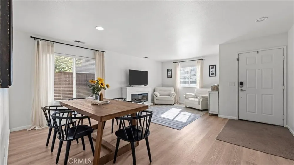 3287 El Nido Perris, CA 92571