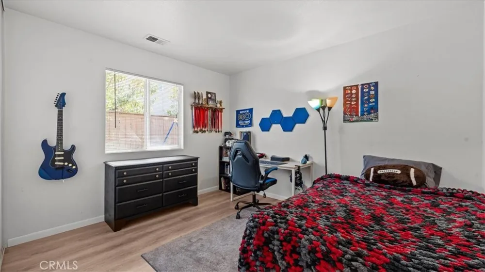 3287 El Nido Perris, CA 92571