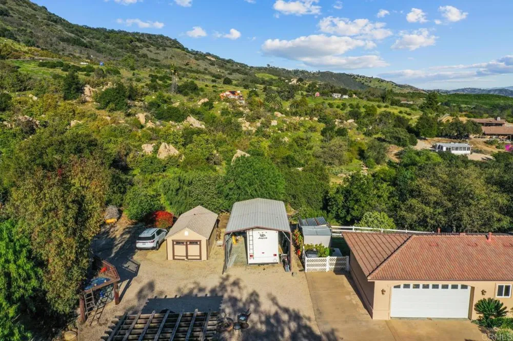 19700 Calle Pena Huerta Temecula, CA 92590