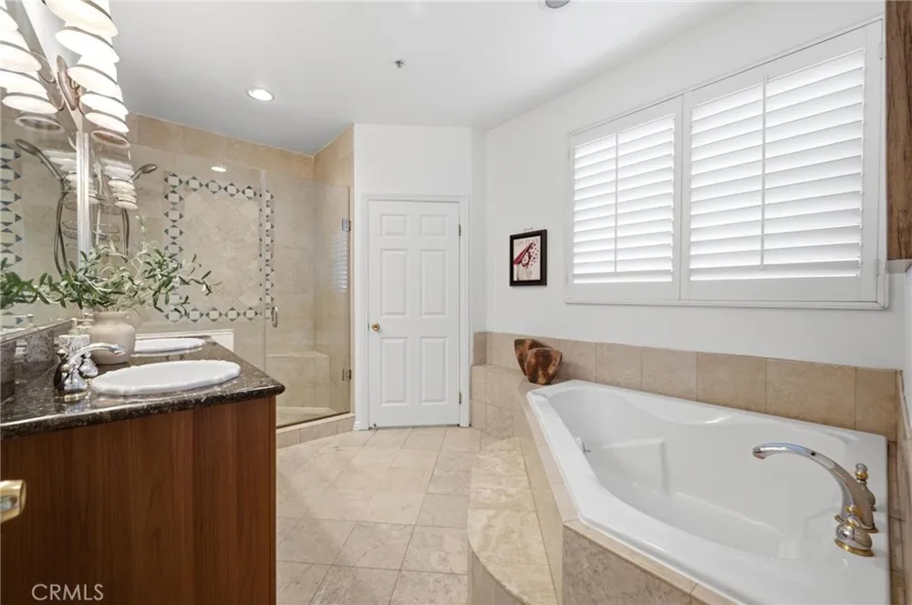 10833 Kling Street #4 North Hollywood, CA 91602