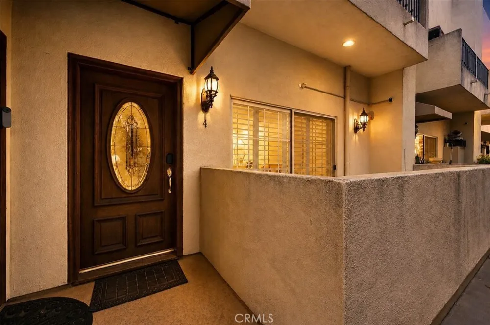 10833 Kling Street #4 North Hollywood, CA 91602