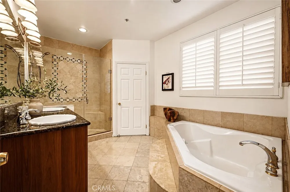 10833 Kling Street #4 North Hollywood, CA 91602