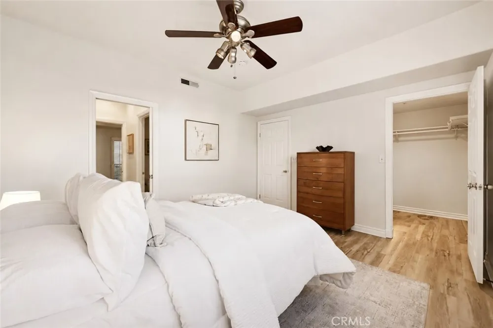 10833 Kling Street #4 North Hollywood, CA 91602