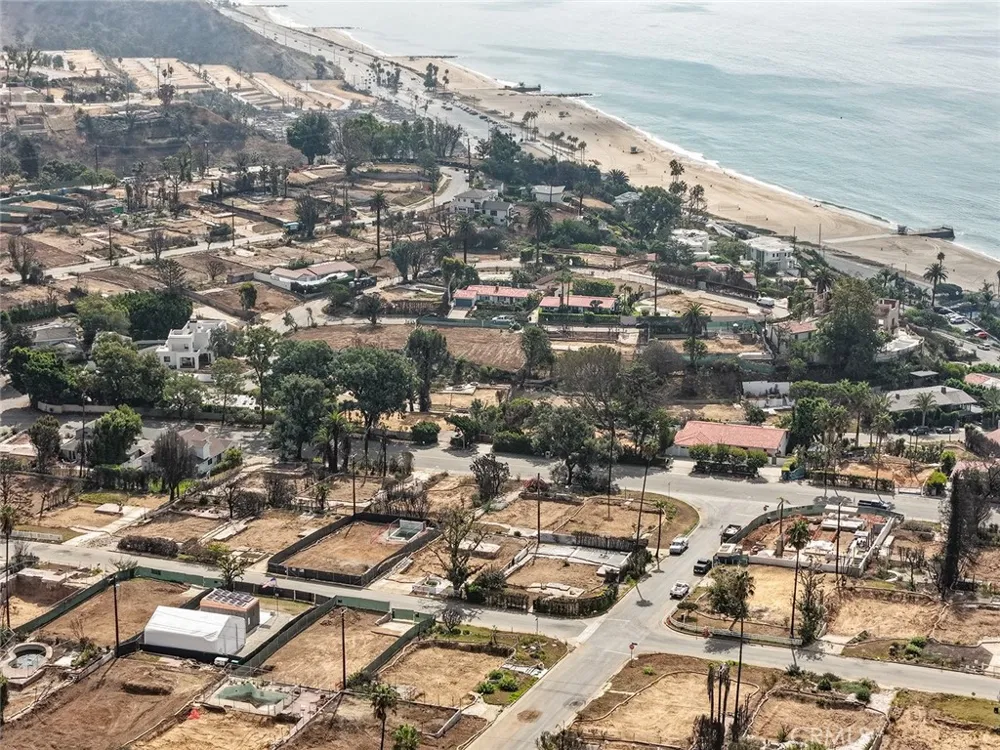 16860 Livorno Pacific Palisades, CA 90272