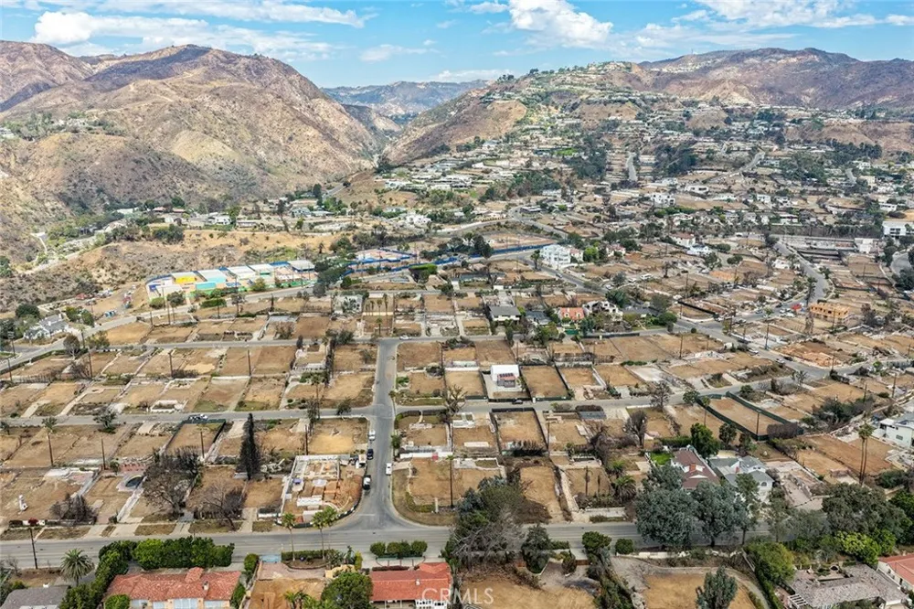 16860 Livorno Pacific Palisades, CA 90272