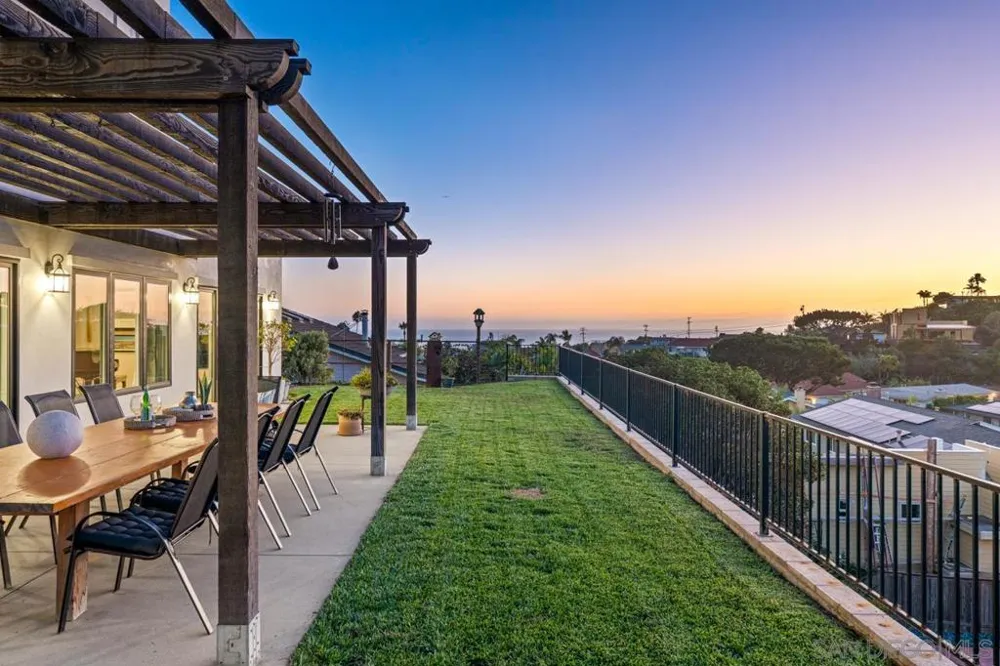1468 Yost Drive San Diego, CA 92109