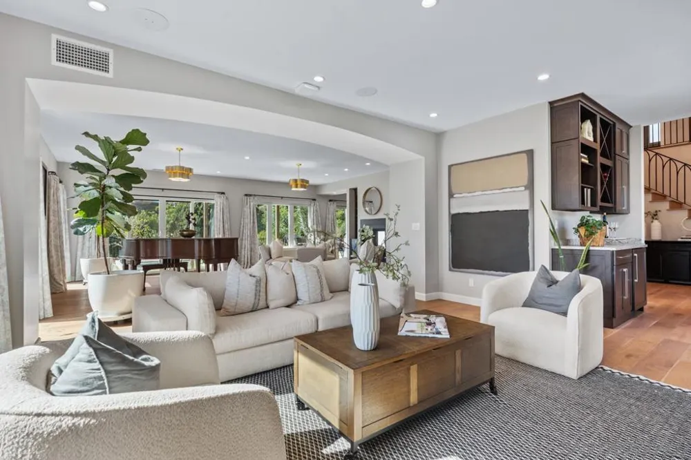 1468 Yost Drive San Diego, CA 92109