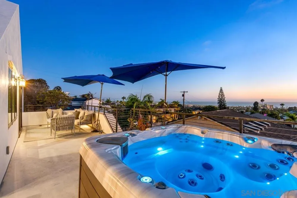 1468 Yost Drive San Diego, CA 92109