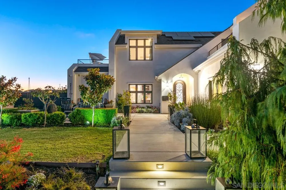 1468 Yost Drive San Diego, CA 92109