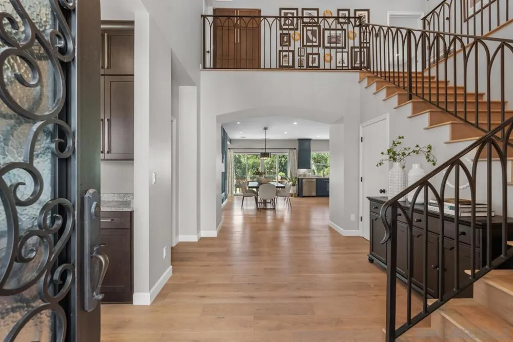 1468 Yost Drive San Diego, CA 92109