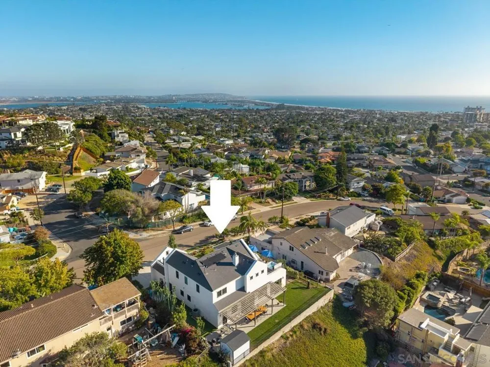 1468 Yost Drive San Diego, CA 92109
