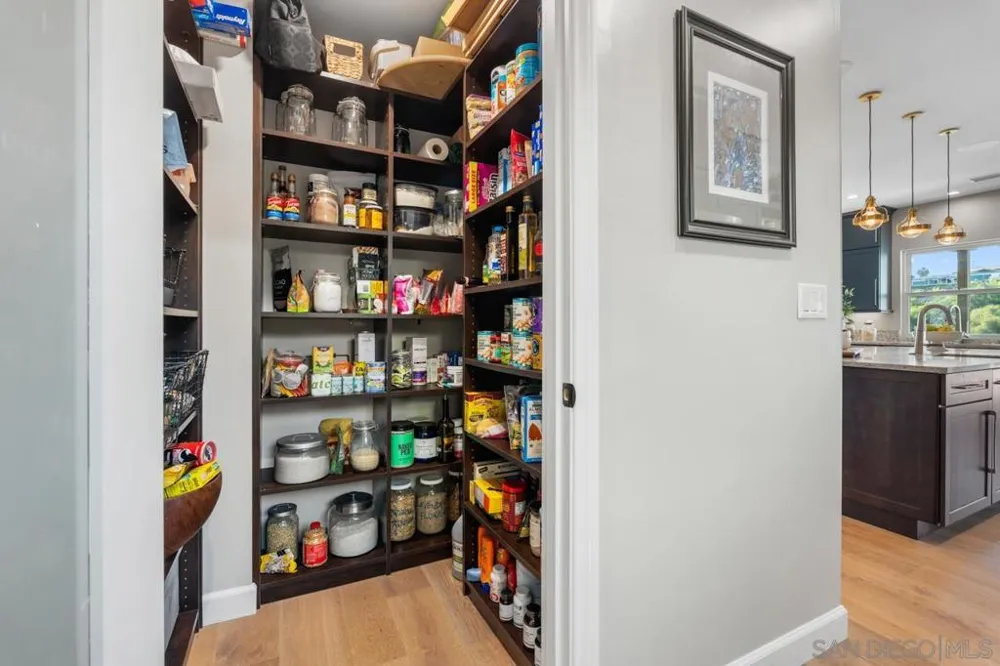 1468 Yost Drive San Diego, CA 92109
