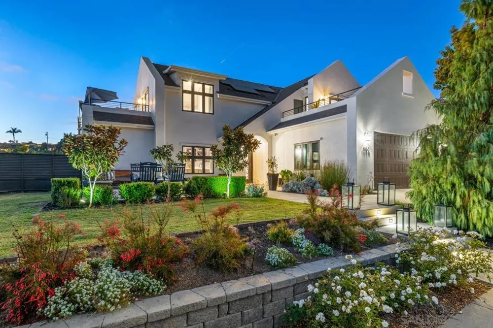 1468 Yost Drive San Diego, CA 92109