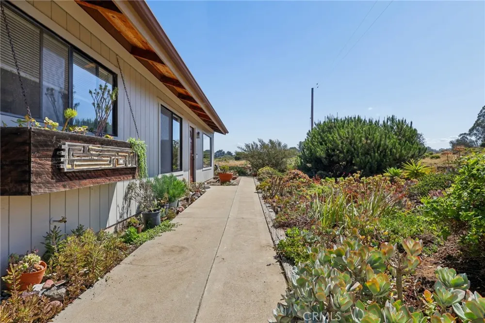 590 Skyline Drive Los Osos, CA 93402