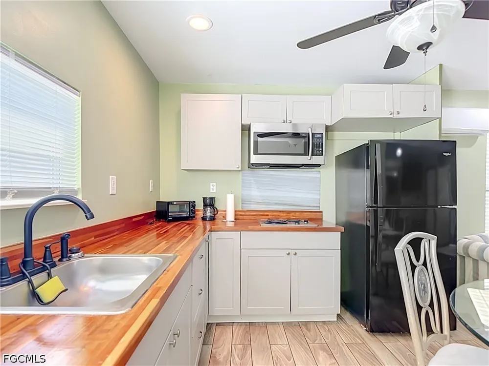 Pompano Avenue Cape Coral, FL 33991