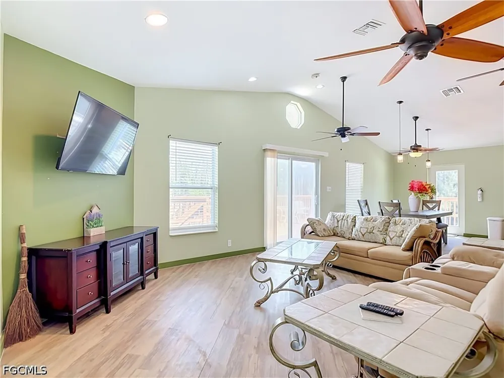 Pompano Avenue Cape Coral, FL 33991