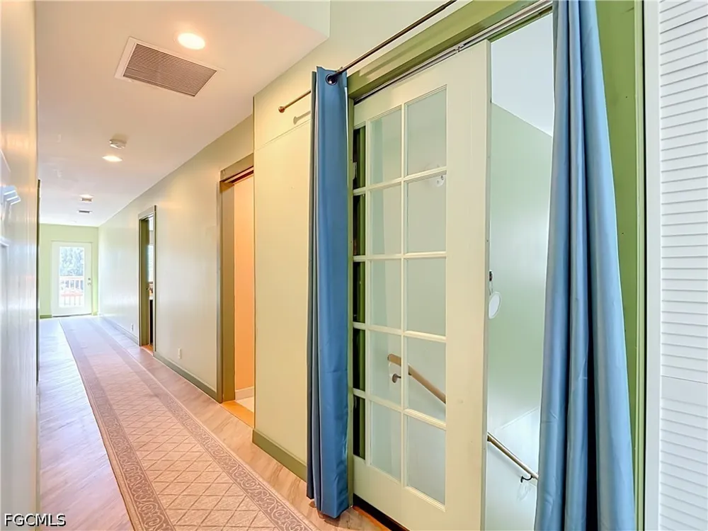 Pompano Avenue Cape Coral, FL 33991