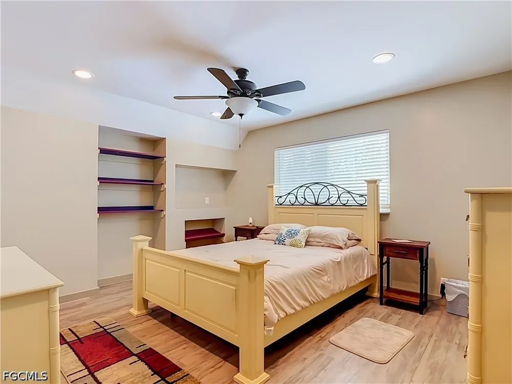 Pompano Avenue Cape Coral, FL 33991