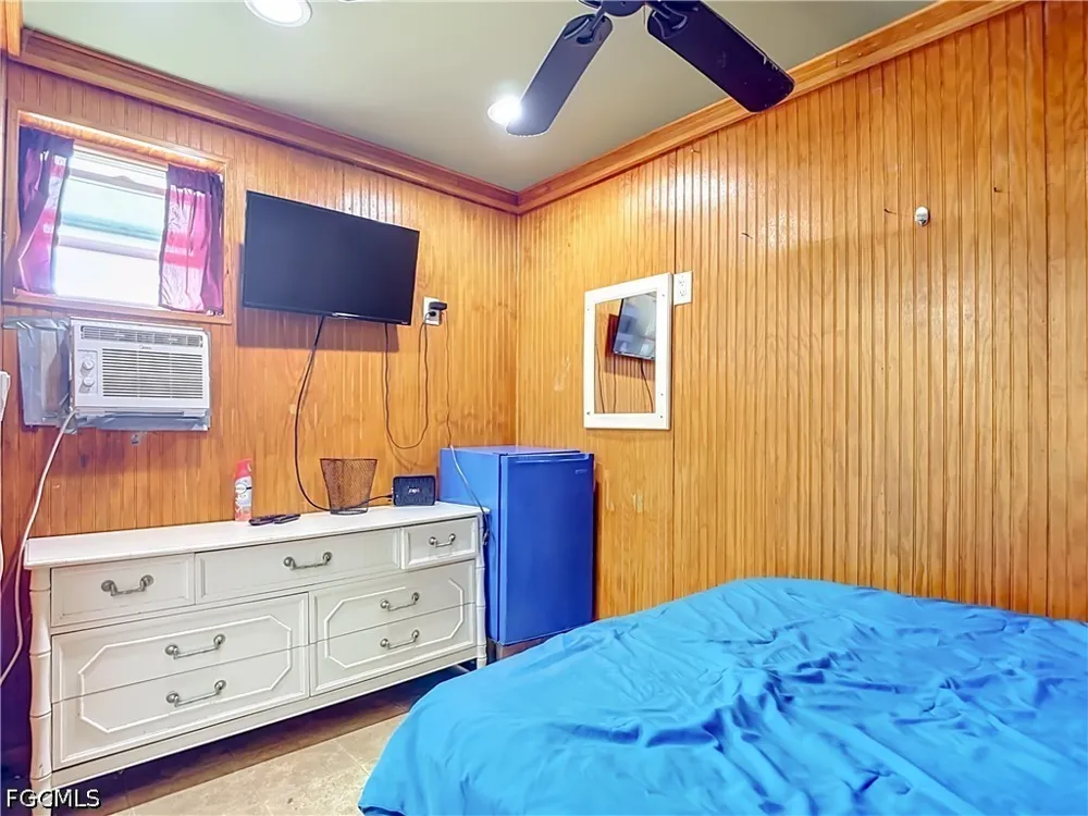 Pompano Avenue Cape Coral, FL 33991